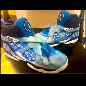 2018
Air Jordan 8 Retro GS 'Snowflake'